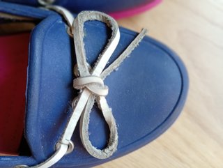 Mocasines Crocs náuticos talla 37 azul y rosa