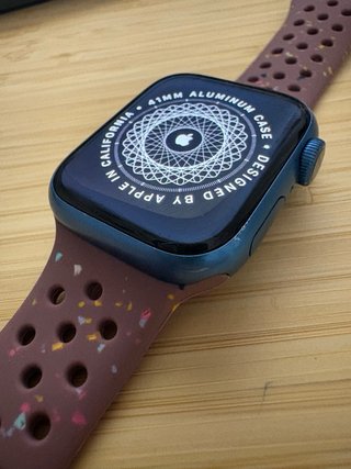 Apple Watch Series 7 Azul/Morado