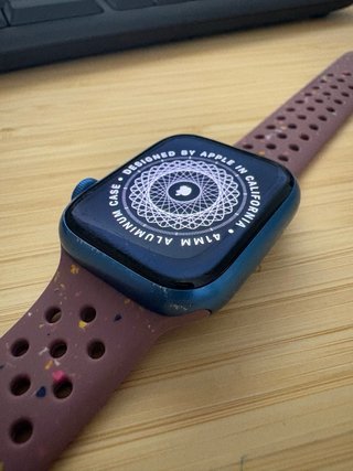Apple Watch Series 7 Azul/Morado