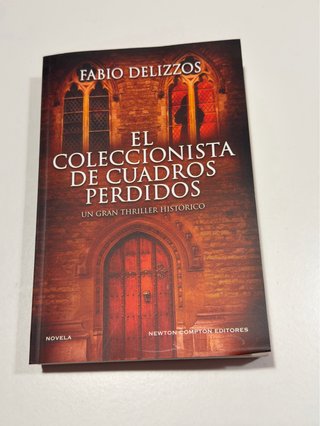 Lote de 4 libros de ficcion