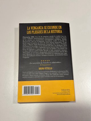 Lote de 4 libros de ficcion