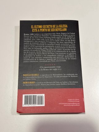 Lote de 4 libros de ficcion