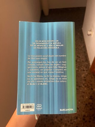 Like. Blau