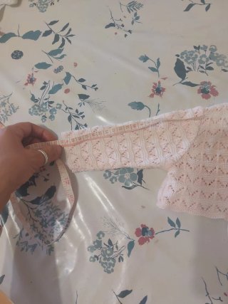 Bolero calado bebé rosa