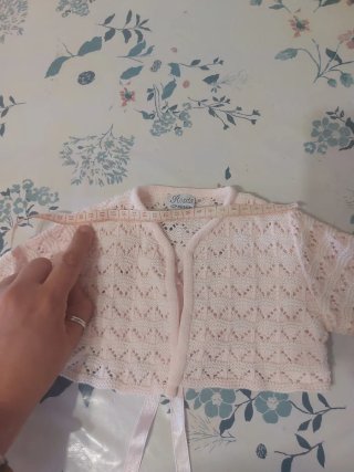 Bolero calado bebé rosa