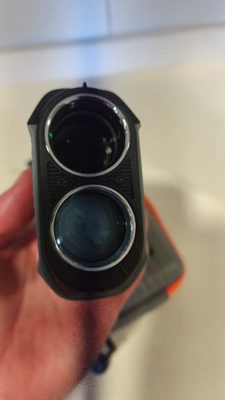 Telémetro Bushnell Tour V5