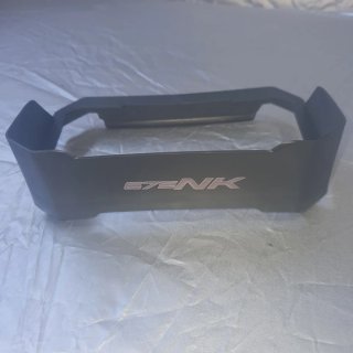Protector y Visera Parasol CFMOTO 675NK .