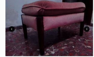 Puff o taburete tapizado rosa