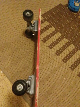 Patinete rojo
