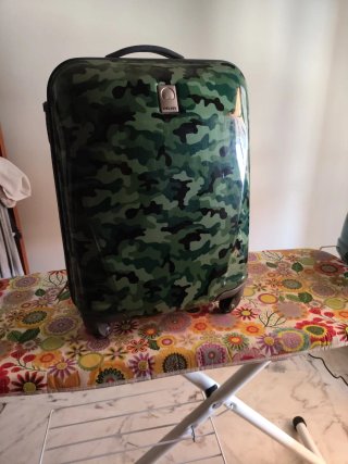 Maleta de cabina camuflaje verde
