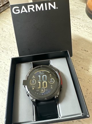 Reloj Garmin Fenix 8 47mm AMOLED Nuevo