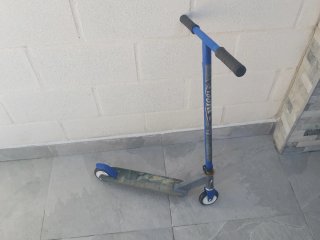 Patinete infantil azul