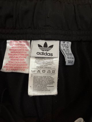 Pantalón chándal Adidas negro Original