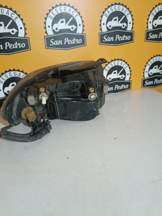 Faro delantero izquierdo SEAT IBIZA