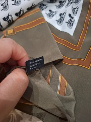 Pañuelo de seda 100% estampado