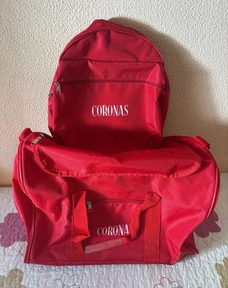 Lote 2 mochilas de viaje rojas