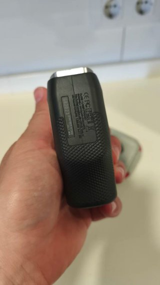 Telémetro Bushnell Tour V4