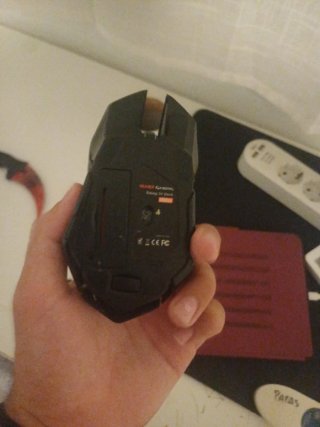 Ratón Gamer Negro y Rojo