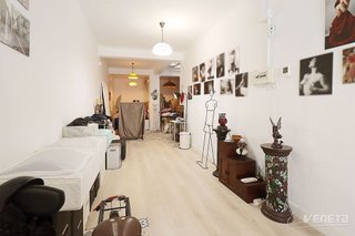 Local comercial en venta en Bellas Vistas en Madrid