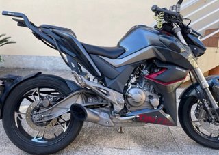 Moto Zontes U125 Gris oscuro metalizado/rojo– 2022