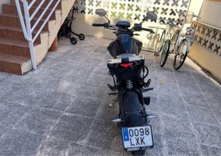 Moto Zontes U125 Gris oscuro metalizado/rojo– 2022
