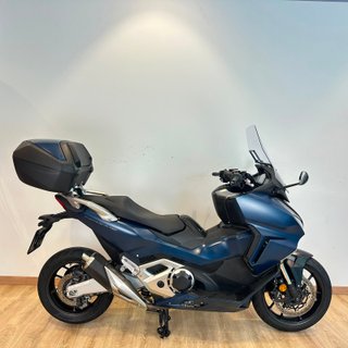 HONDA FORZA 750