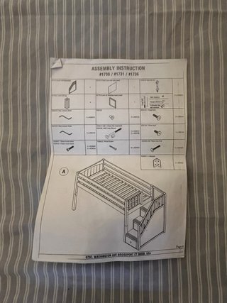Letto a castello bianco con due letti singoli