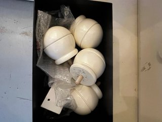 Letto a castello bianco con due letti singoli