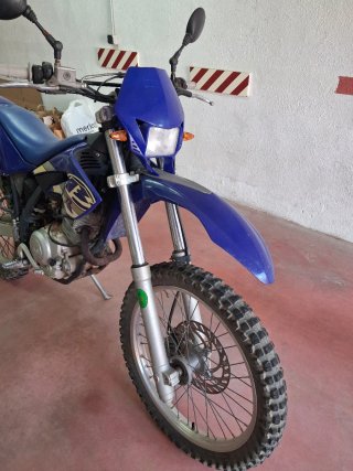 Beta RR 125 4T Enduro Moto Azul
