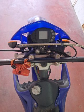 Beta RR 125 4T Enduro Moto Azul