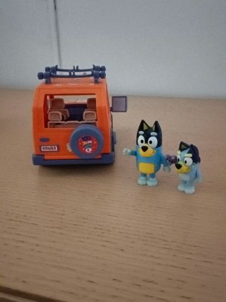 Coche de juguete Bluey