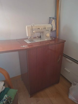 Máquina de coser Wertheim para coleccionistas