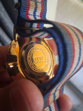 Reloj Daniel Wellington Oro Multicolor