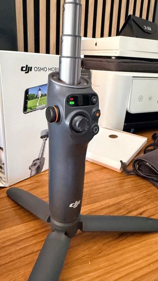 DJI Osmo Mobile 6 Gimbal