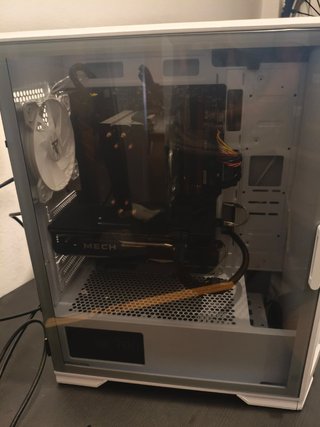 PC Gaming i7 8700 RX 6650 XT