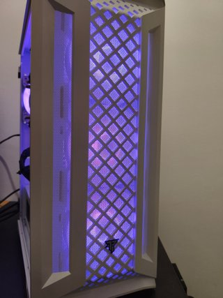 PC Gaming i7 8700 RX 6650 XT