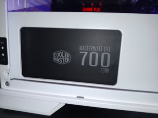 PC Gaming i7 8700 RX 6650 XT