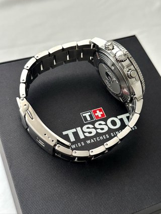 Tissot Seastar 1000 Cronógrafo Negro Rojo
