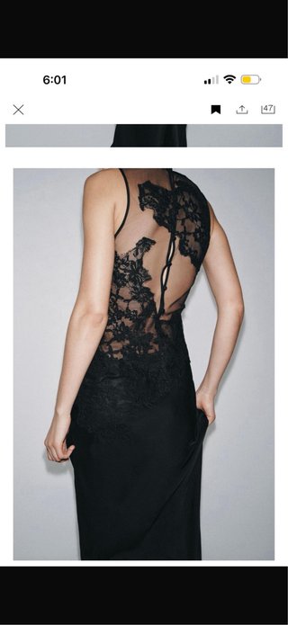 Vestido largo de encaje negro
