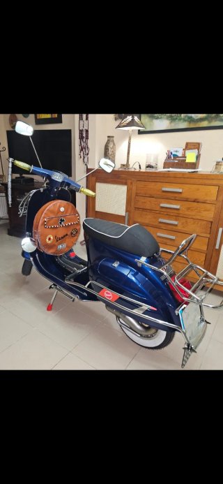 Vespa Primavera T3 125 Azul y Dorado
