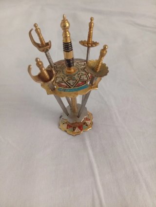 Juego de palillos espadas decorativas