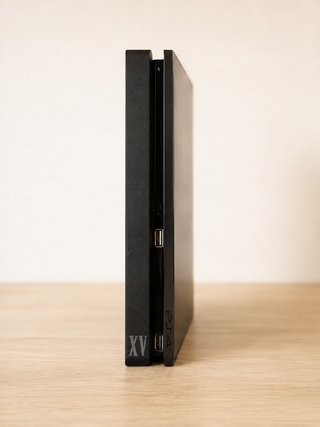 🇪🇸PS4 Slim 1TB Final Fantasy XV NUEVA‼️