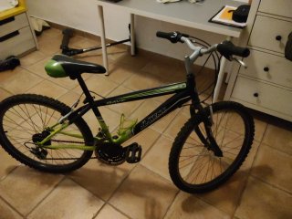 Bicicleta de Montaña Rave 240