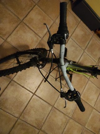 Bicicleta de Montaña Rave 240