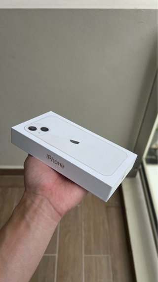 iPhone 13