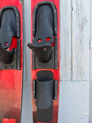 Esquís acuáticos Jobe R/T 67