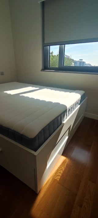Cama Ikea con Almacenaje y Colchón 160 x 200 cm
