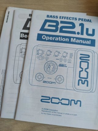 Pedal de efectos Zoom B2.1u Bajo
