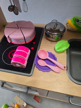 Cocinita Ikea con accesorios