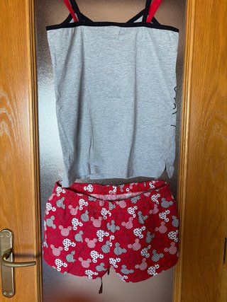 Pijama Mickey Mouse gris y rojo